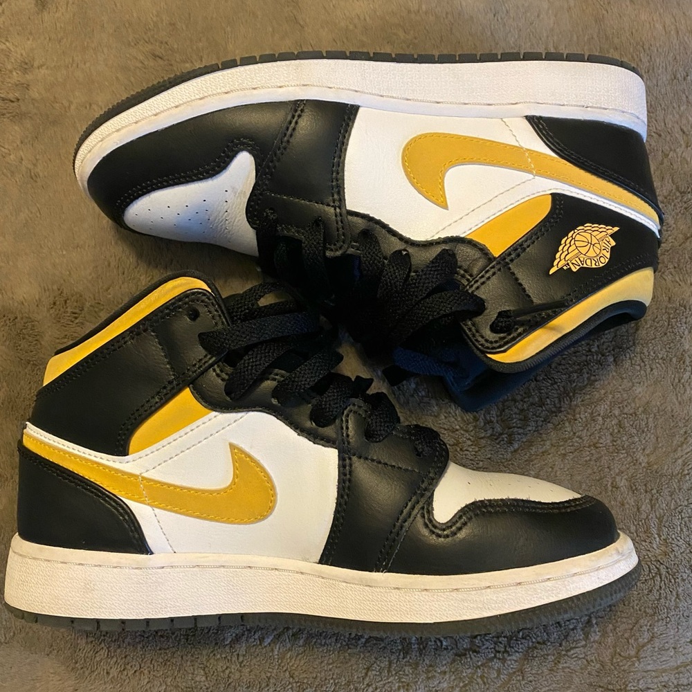 Nike Air Jordan 1